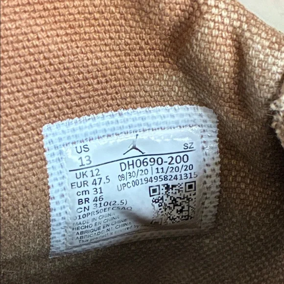 Jordan 6 Retro Travis Scott - Picture 8 of 10